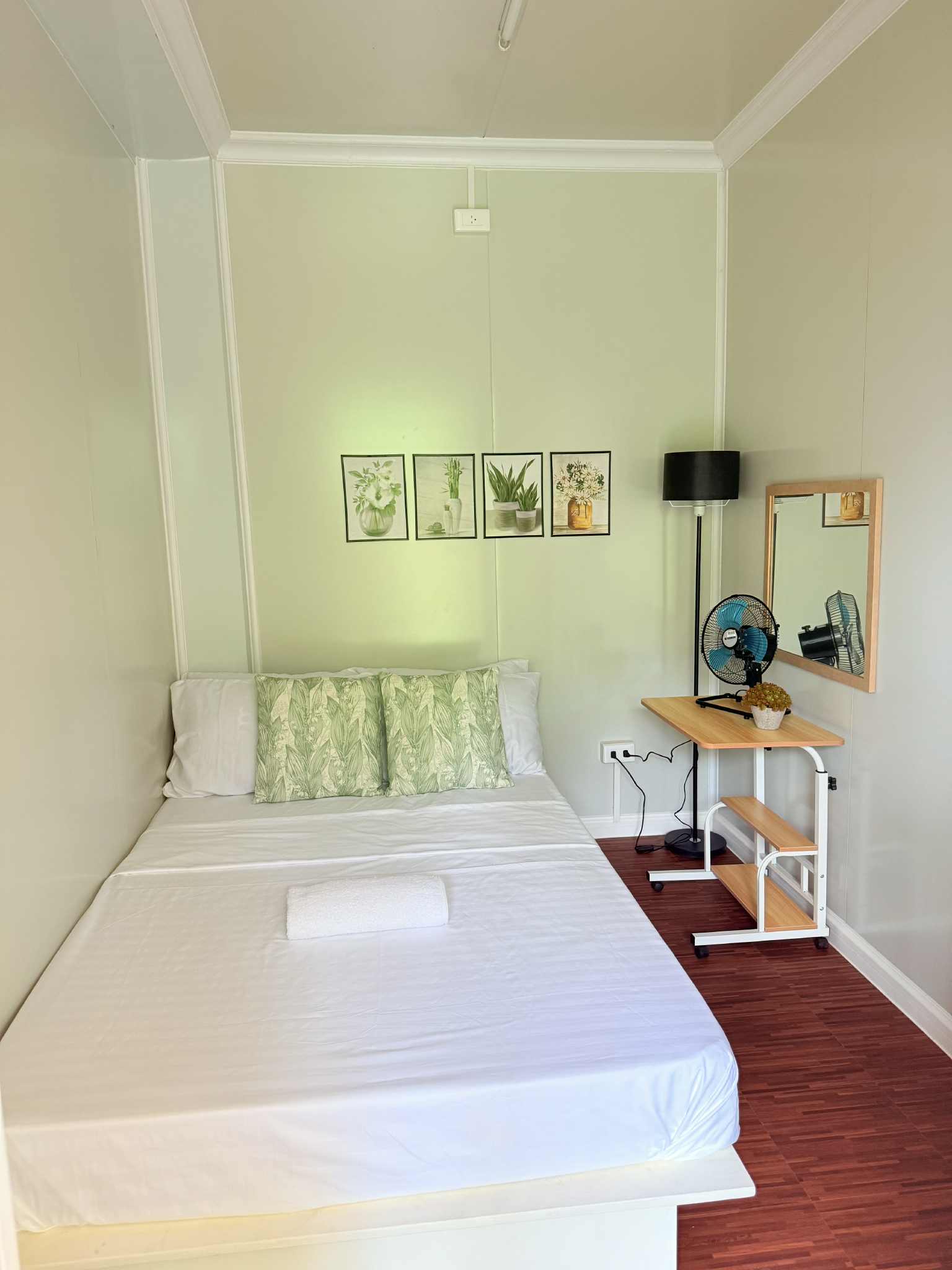 Cabin Room Non-Aircon